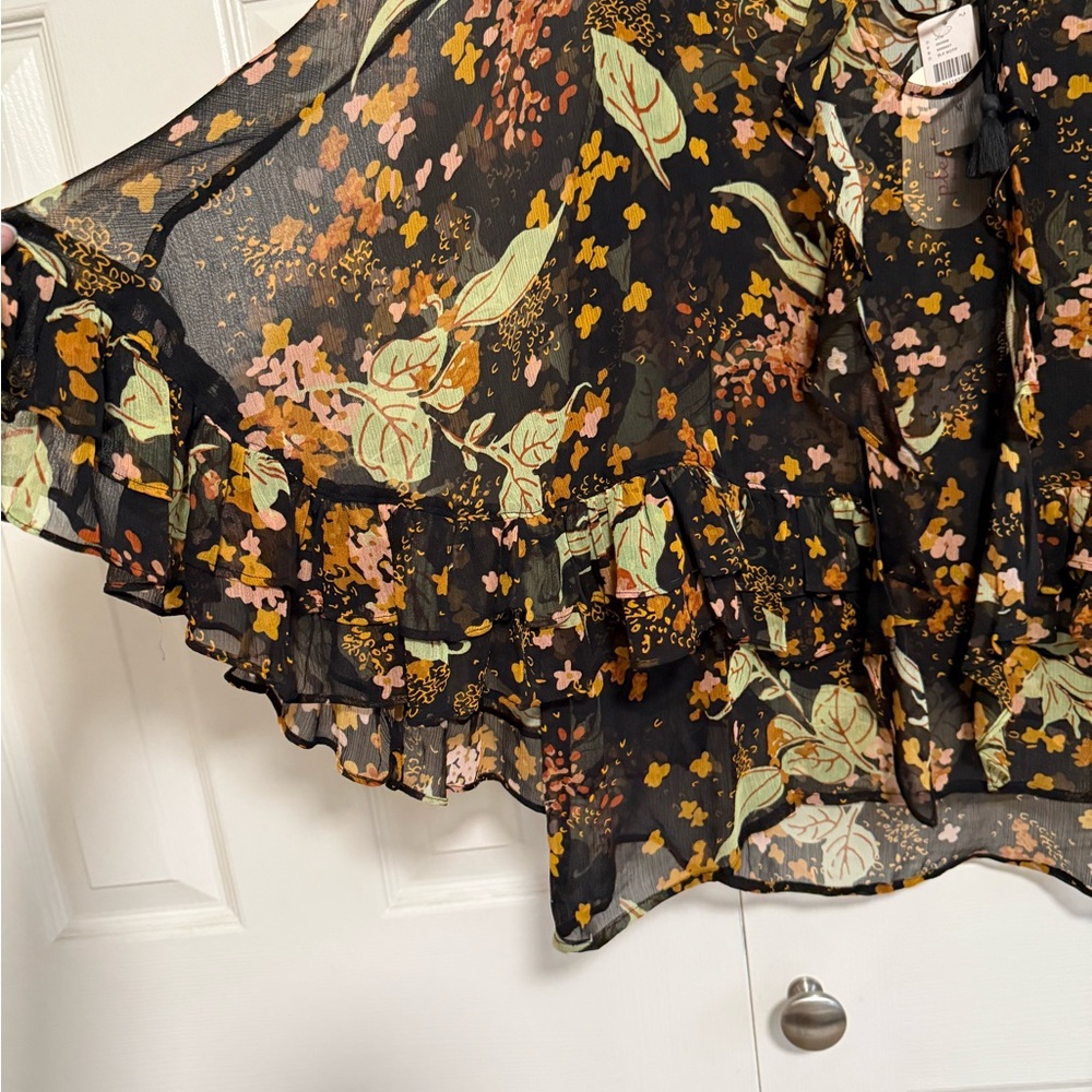 NWT- Anthropologie -PLENTY, sheer printed Kappa, black motif, Floral Blouse. M - Picture 3 of 8